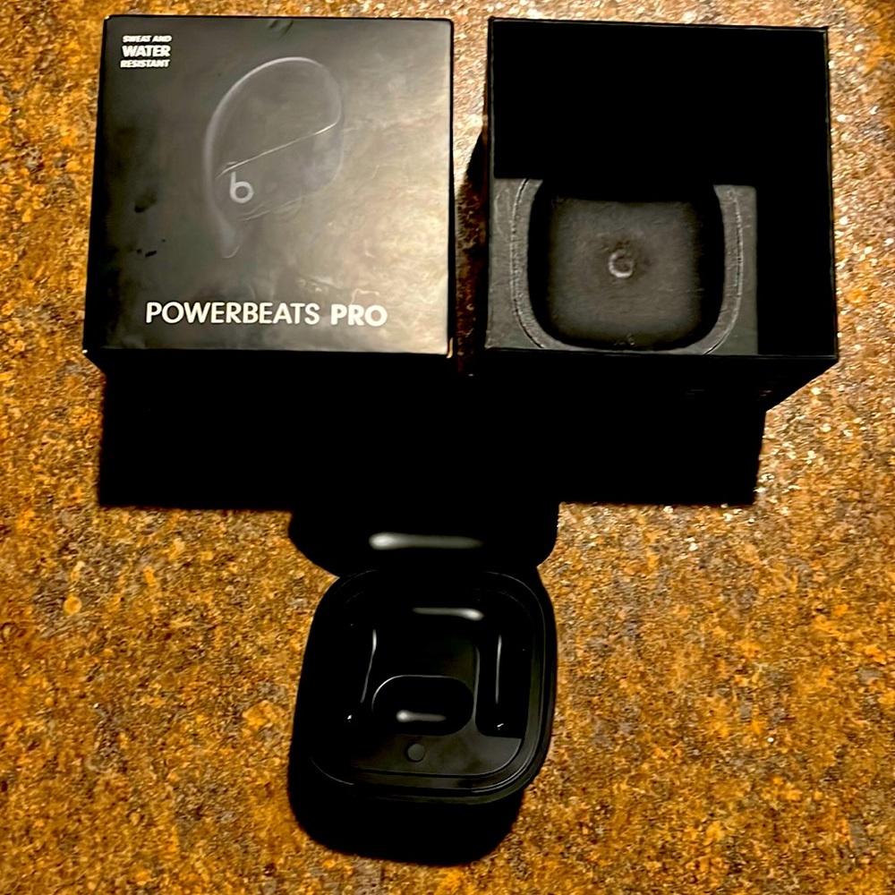 Beats by Dre PowerBeats Pro